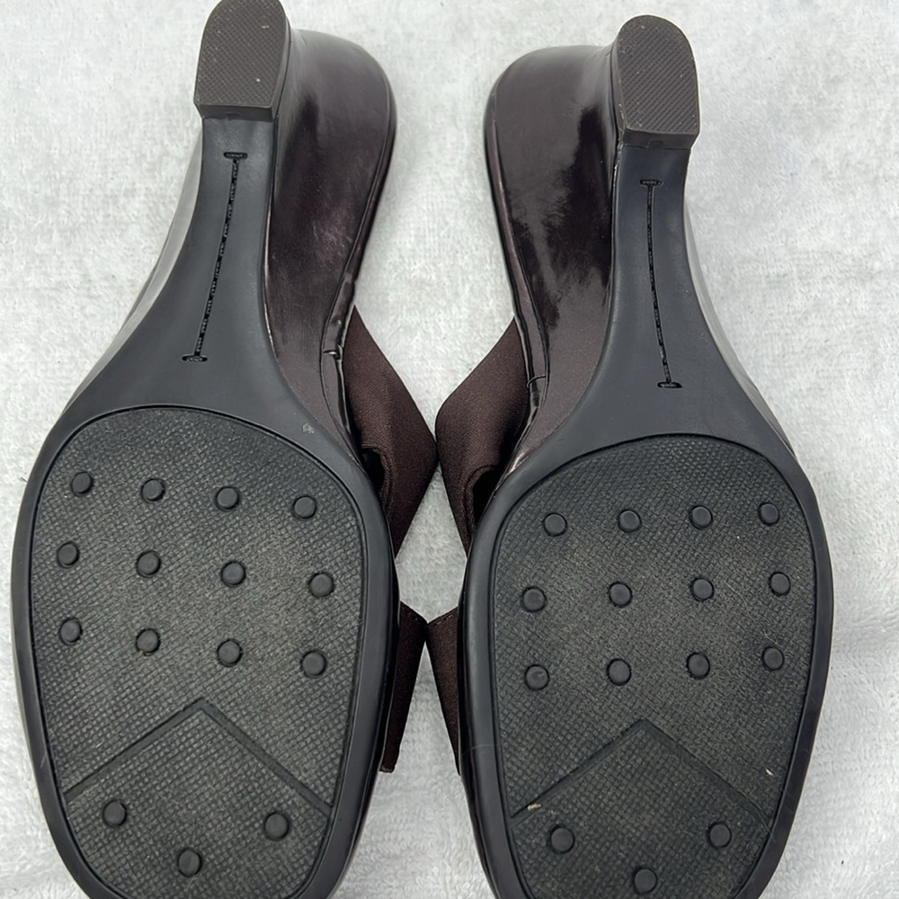 Life Stride, brown sandals - Picture 5 of 5